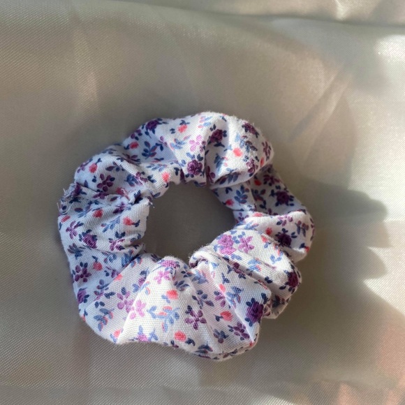 Scrunchie set - Picture 4 of 4